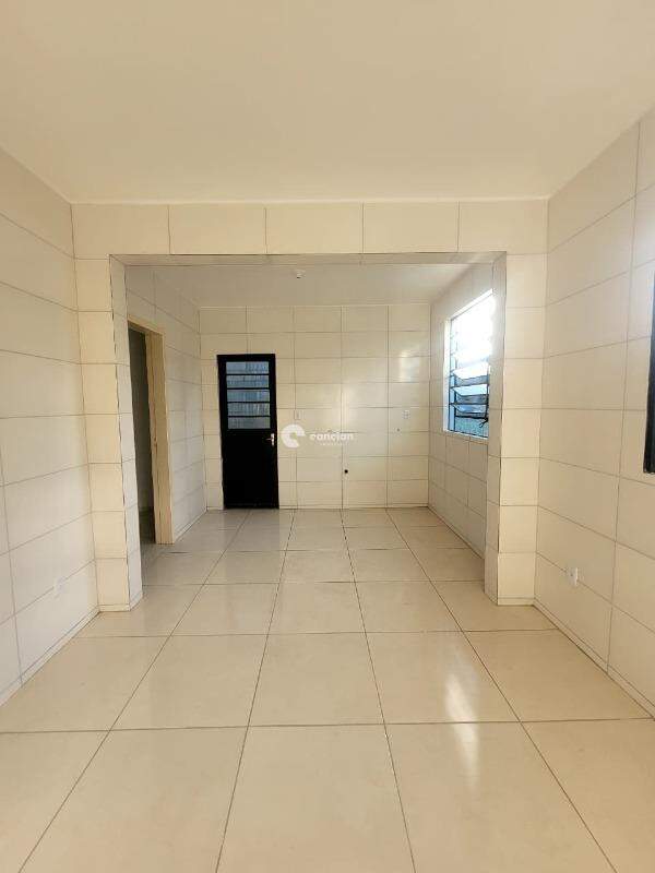 Casa para aluguel no Juscelino Kubitschek: 