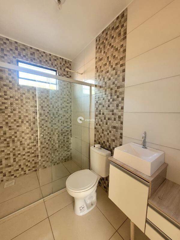 Casa para aluguel no Juscelino Kubitschek: 