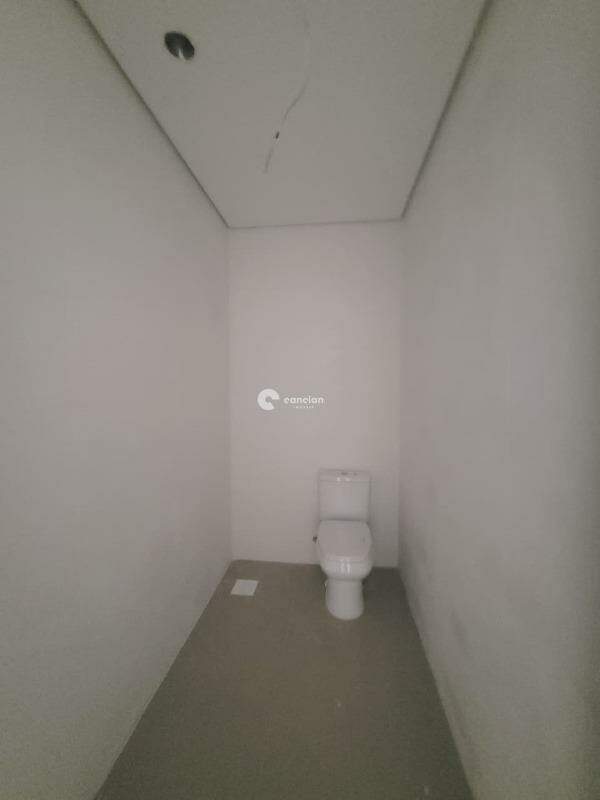 Loja para aluguel no Camobi: 
