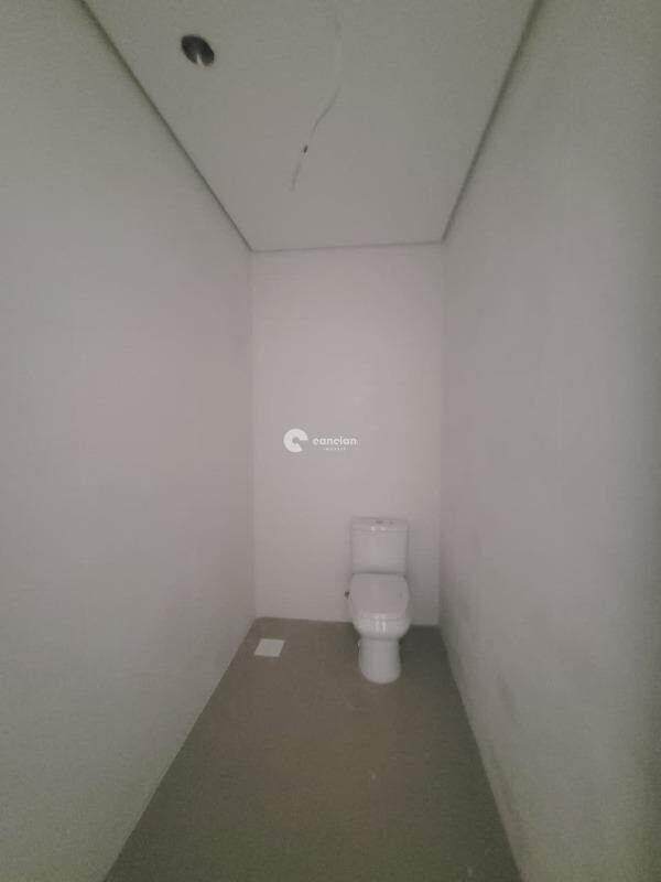 Loja para aluguel no Camobi: 