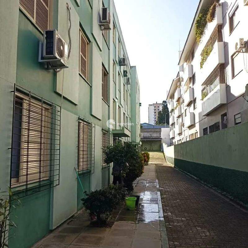 Kitnet à venda no Patronato: 