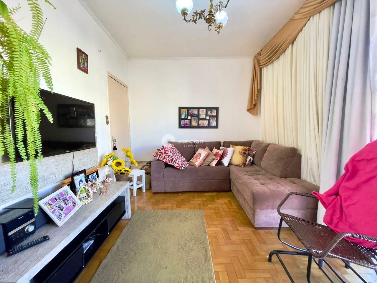 Apartamento para aluguel no Centro: 