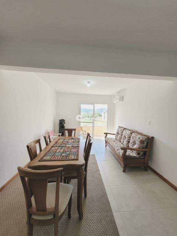 Apartamento para aluguel no Camobi: 