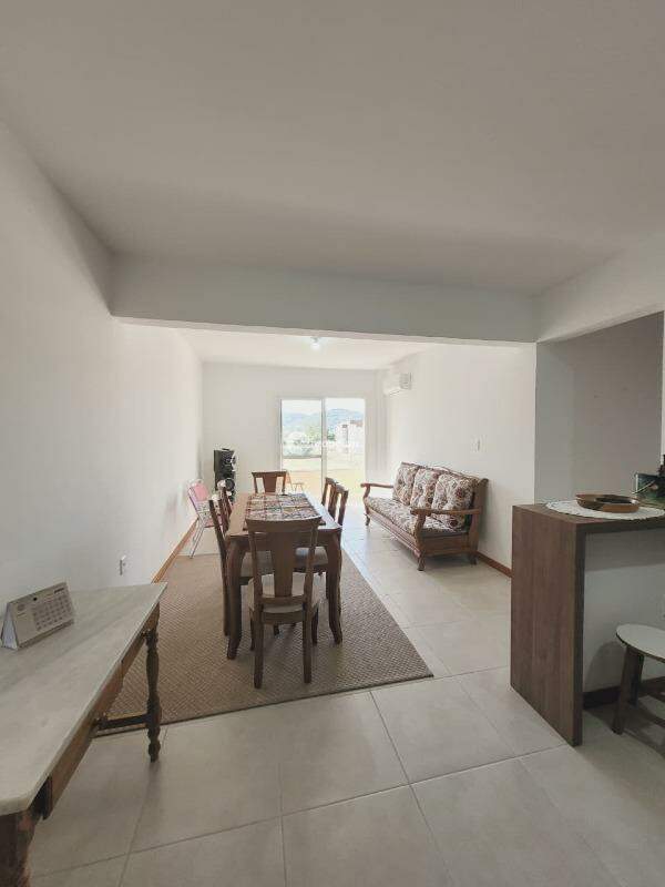Apartamento para aluguel no Camobi: 