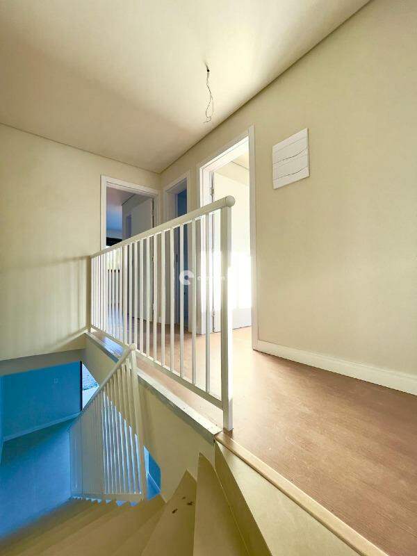 Casa de Condomínio para aluguel no Camobi: 