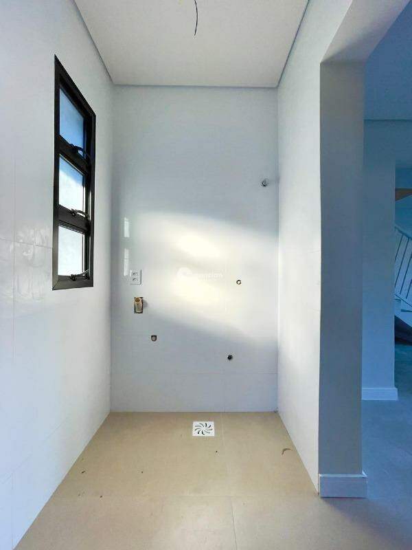 Casa de Condomínio para aluguel no Camobi: 