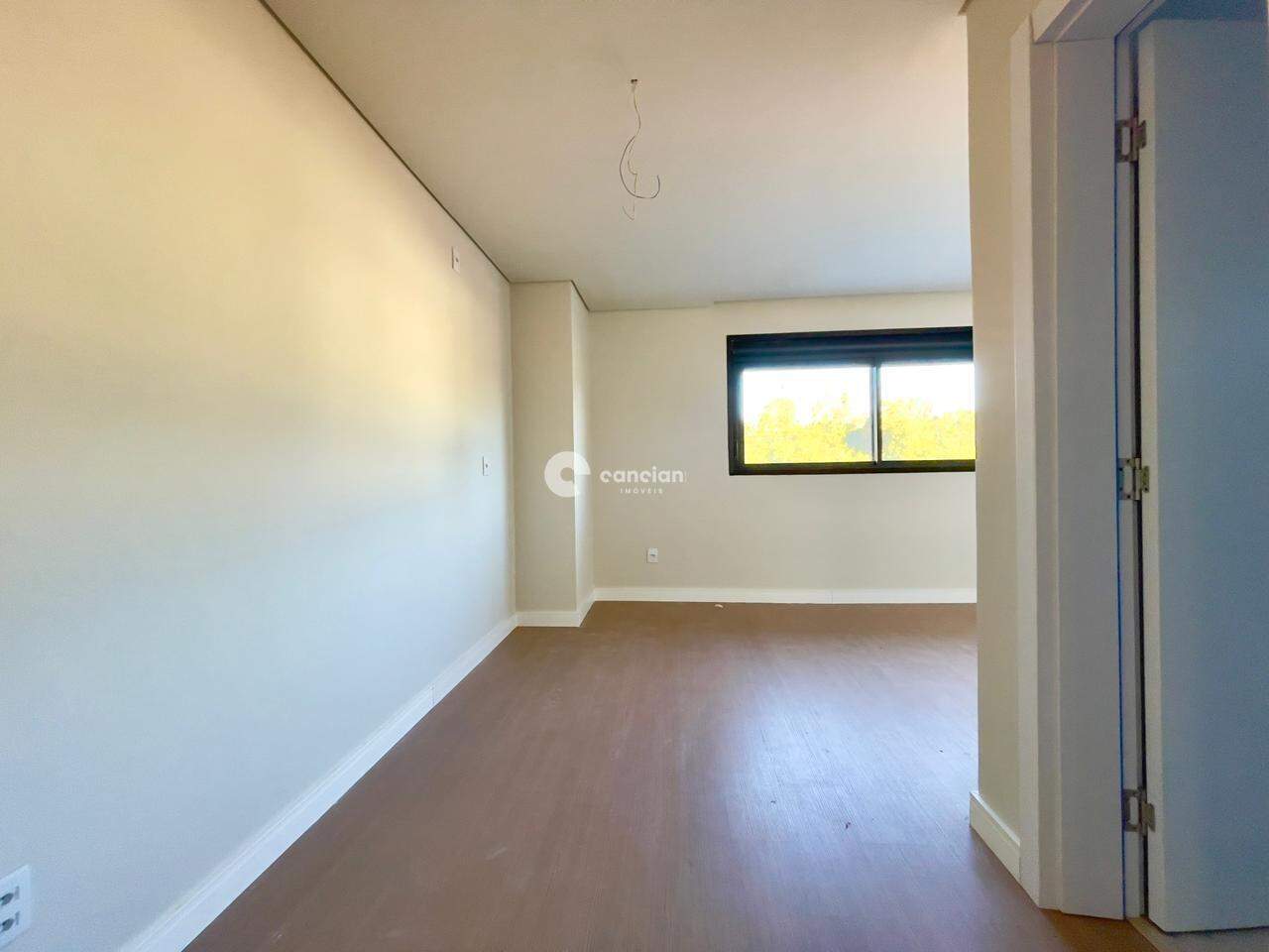 Casa de Condomínio para aluguel no Camobi: 