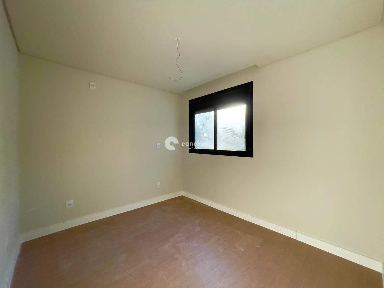 Casa de Condomínio para aluguel no Camobi: 