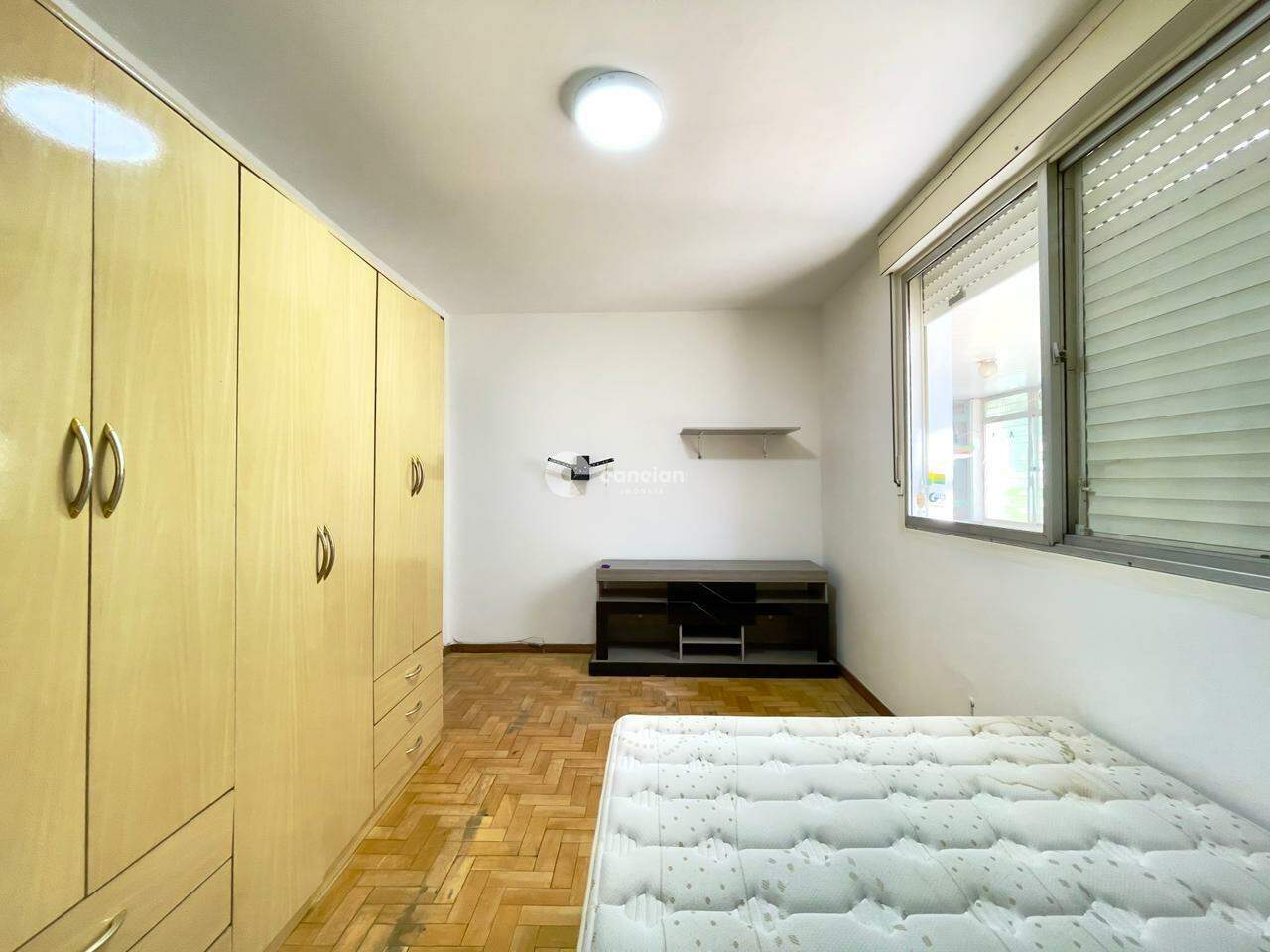 Apartamento para aluguel no Centro: 
