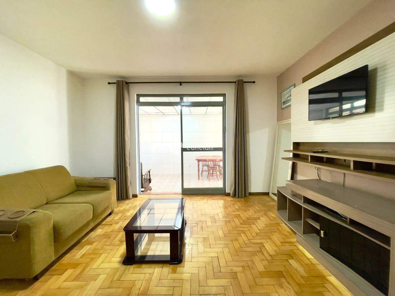 Apartamento para aluguel no Centro: 