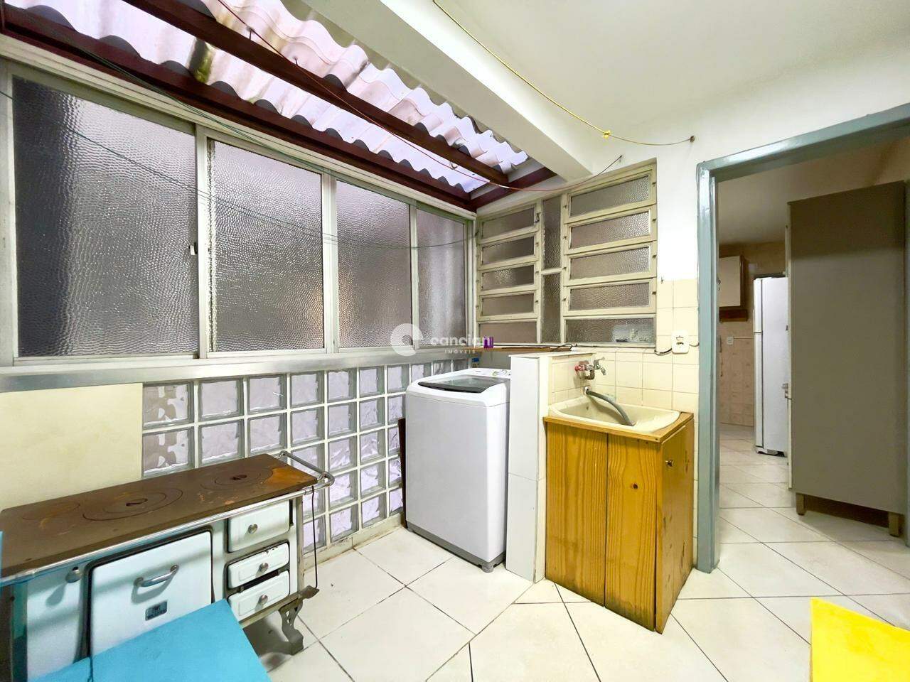 Apartamento para aluguel no Centro: 