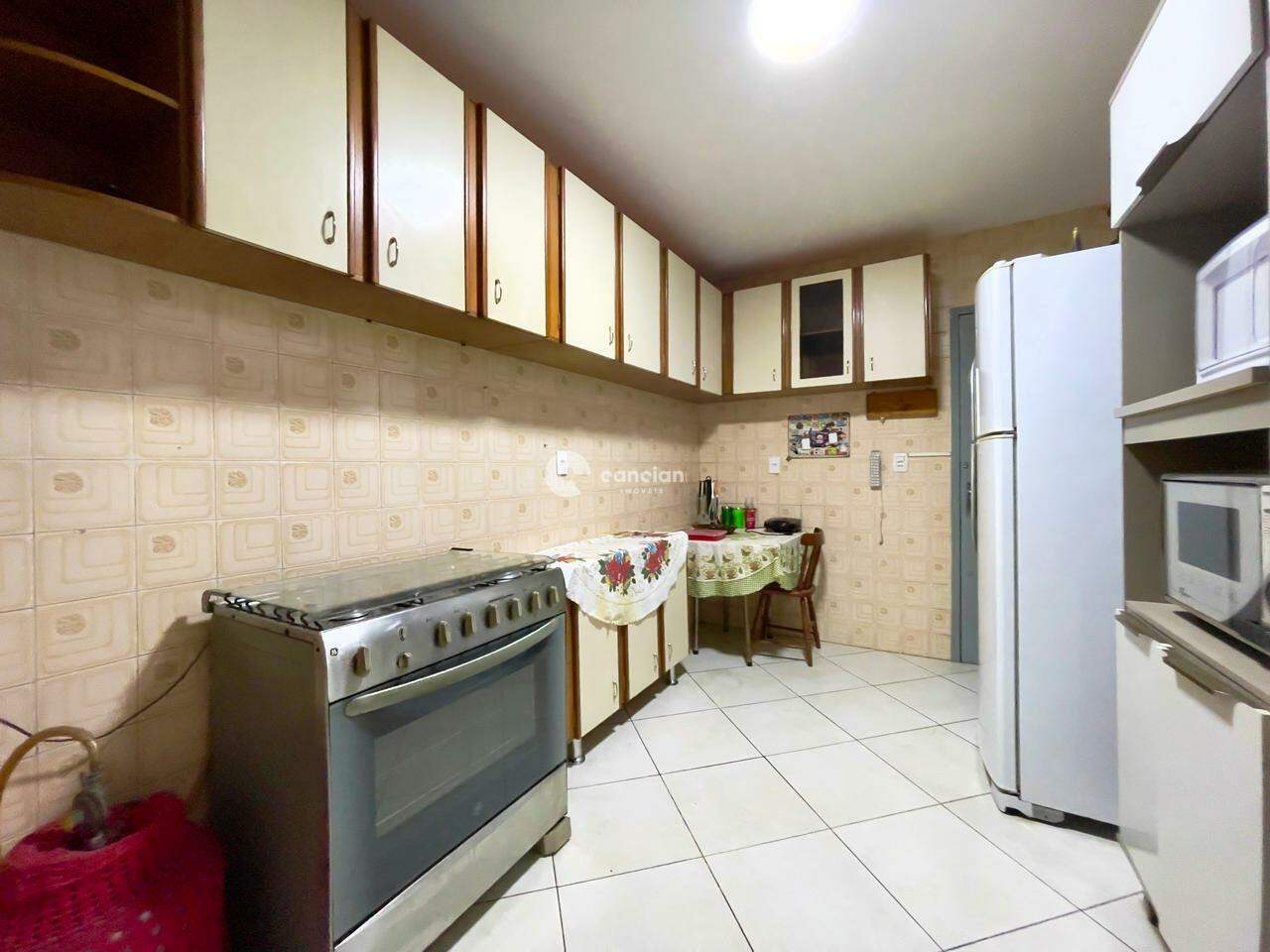 Apartamento para aluguel no Centro: 