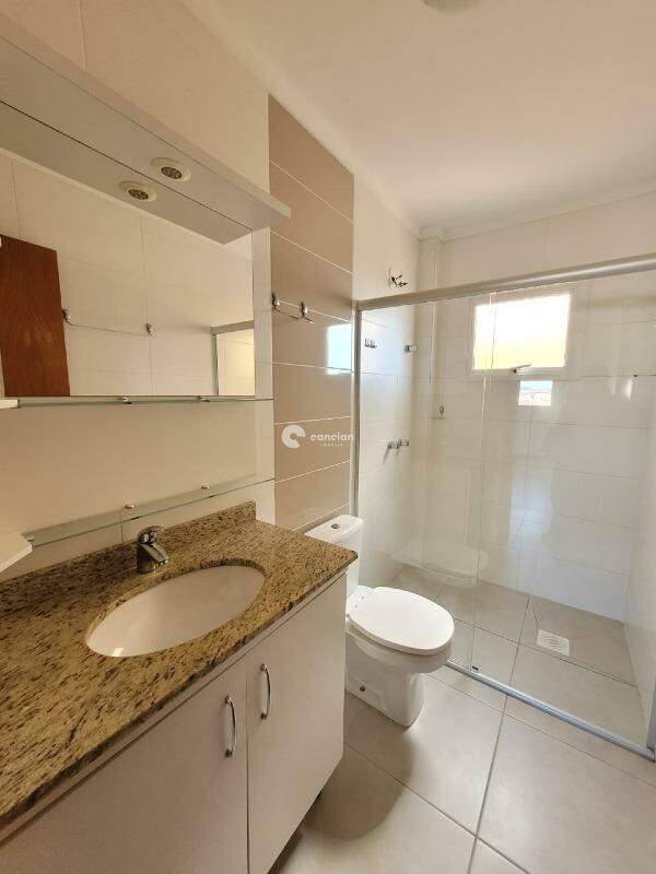 Apartamento para aluguel no Camobi: 