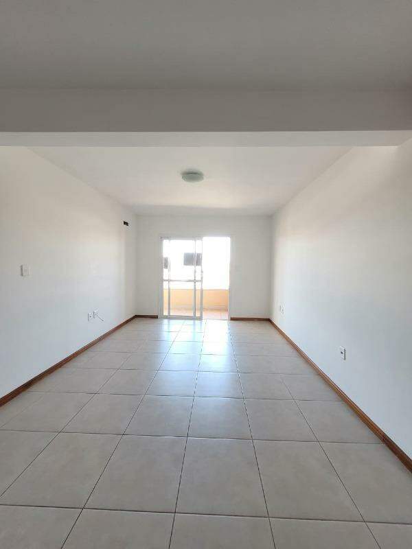 Apartamento para aluguel no Camobi: 