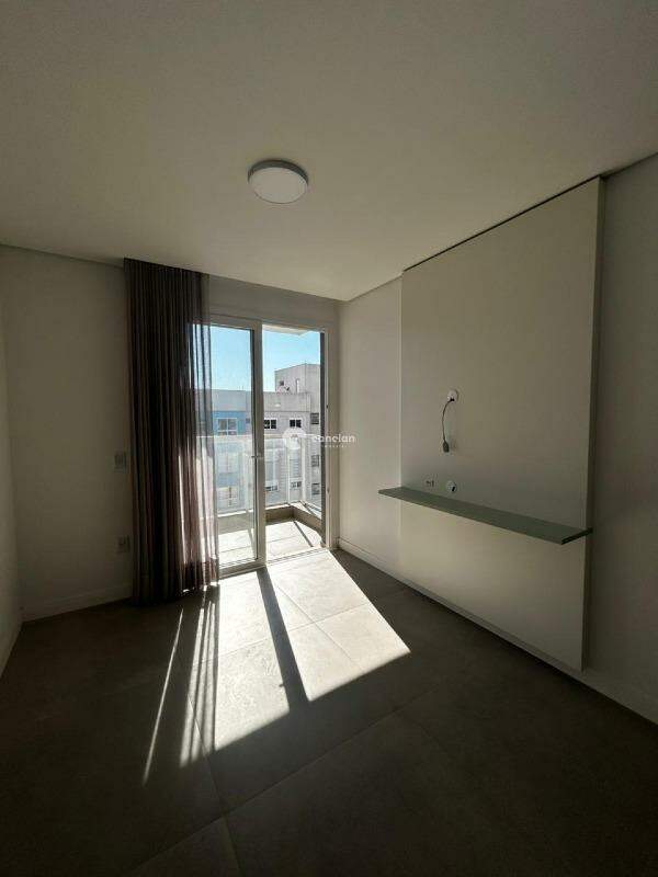 Apartamento para aluguel no Camobi: 