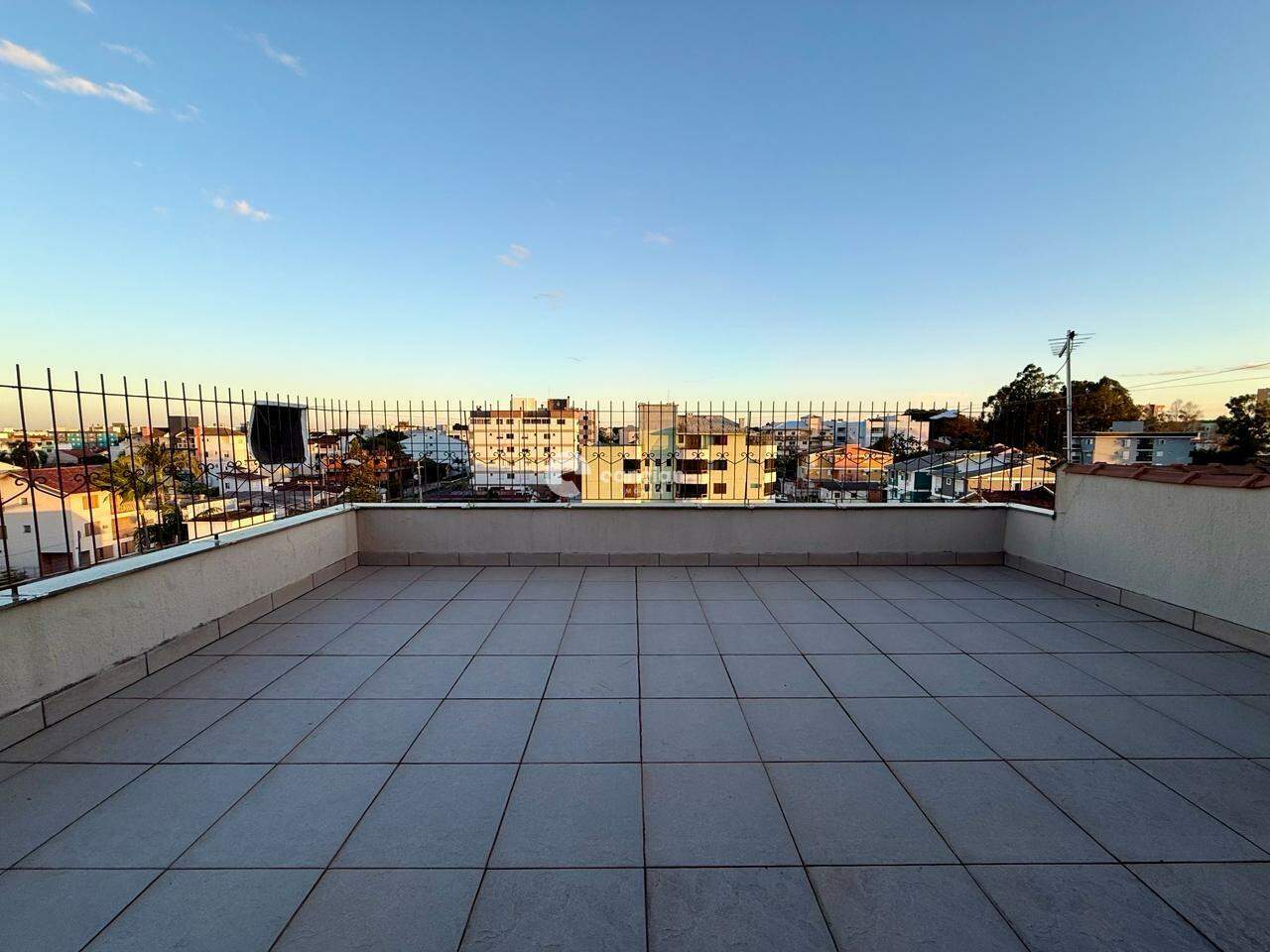Duplex à venda no Camobi: 