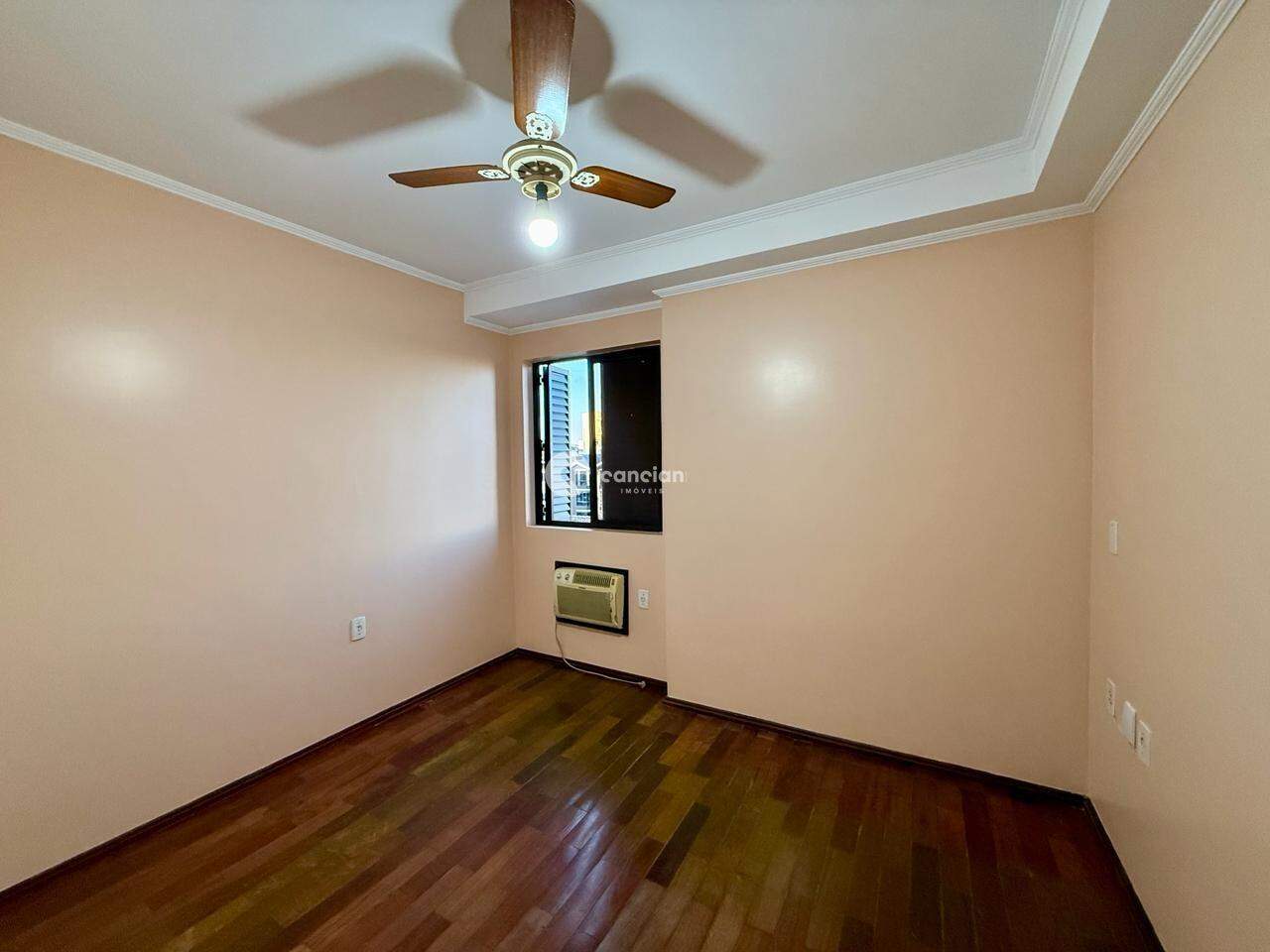 Duplex à venda no Camobi: 