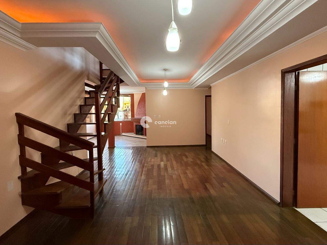 Duplex para aluguel no Camobi: 