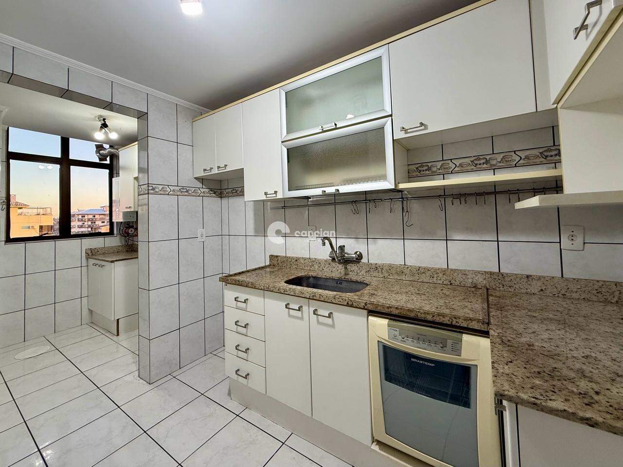 Duplex para aluguel no Camobi: 