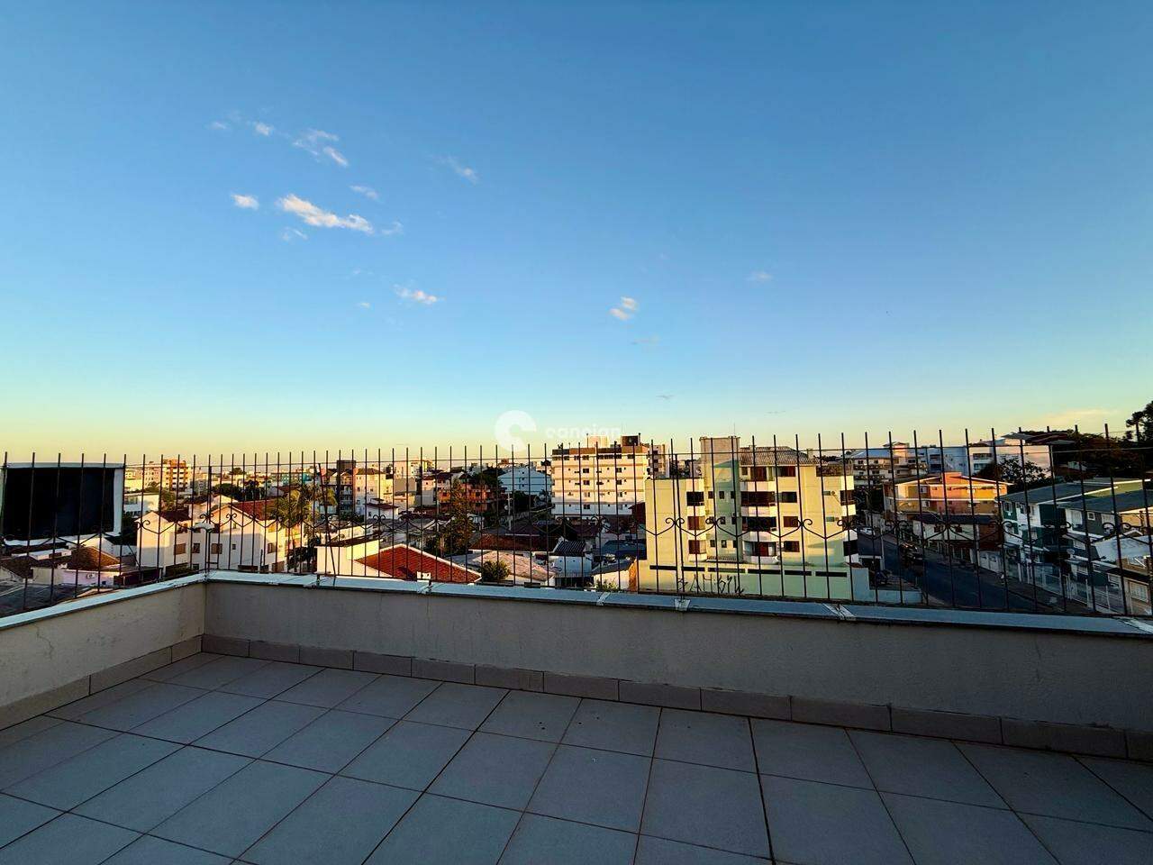 Duplex para aluguel no Camobi: 