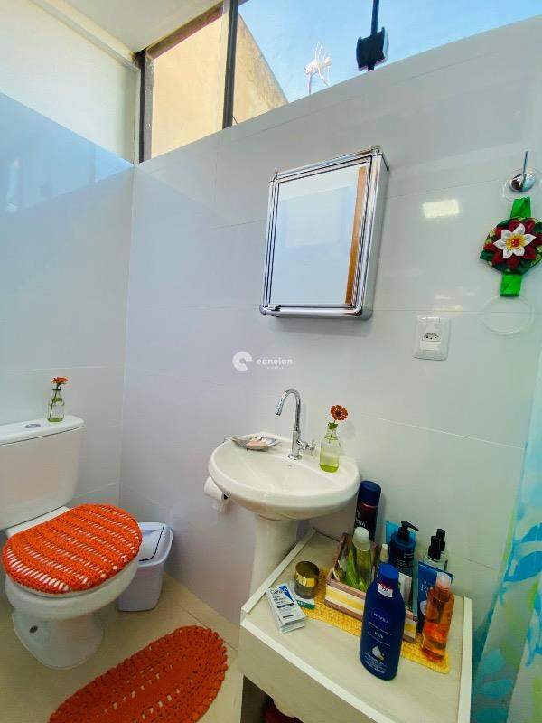 Casa à venda no Nossa Senhora Medianeira: