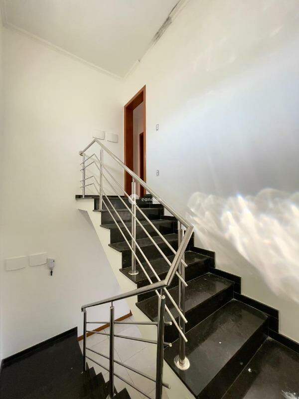 Casa para aluguel no Pé de Plátano: 