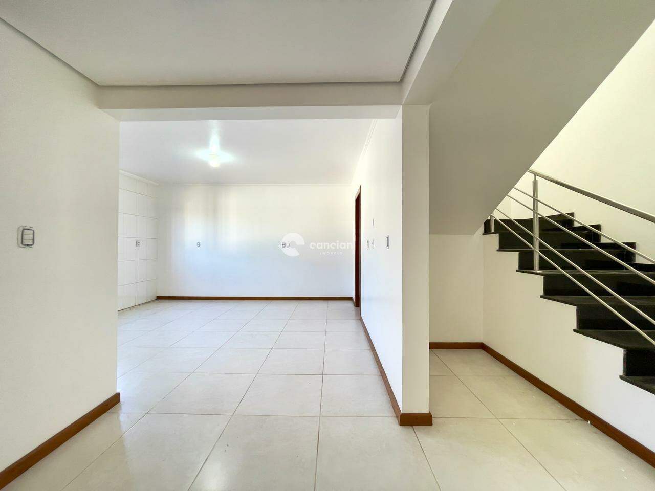 Casa para aluguel no Pé de Plátano: 