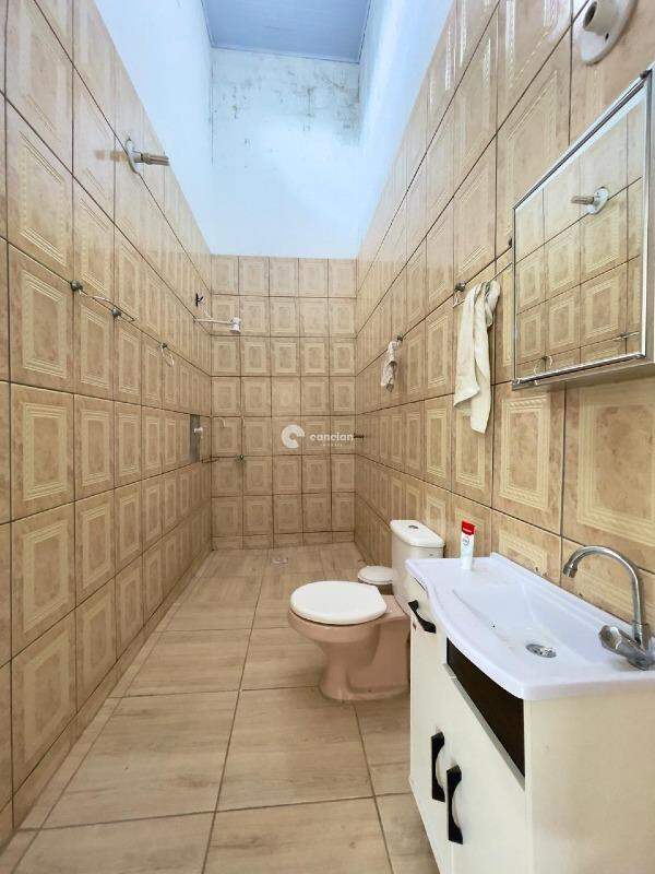 Casa para aluguel no Pé de Plátano: 