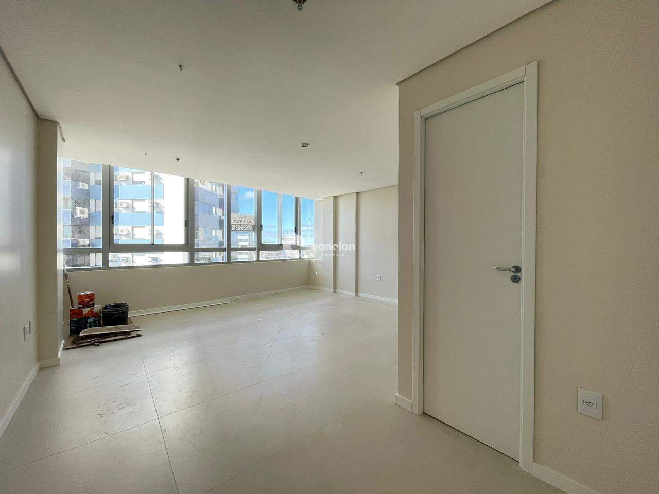 Sala Comercial para aluguel no Centro: 