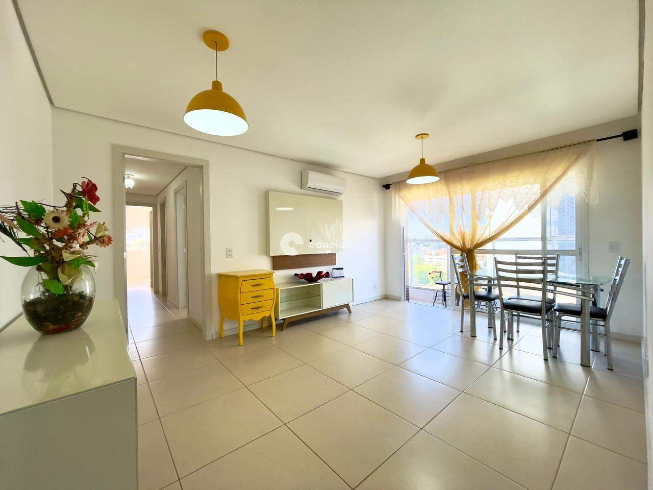 Apartamento para aluguel no Centro: 