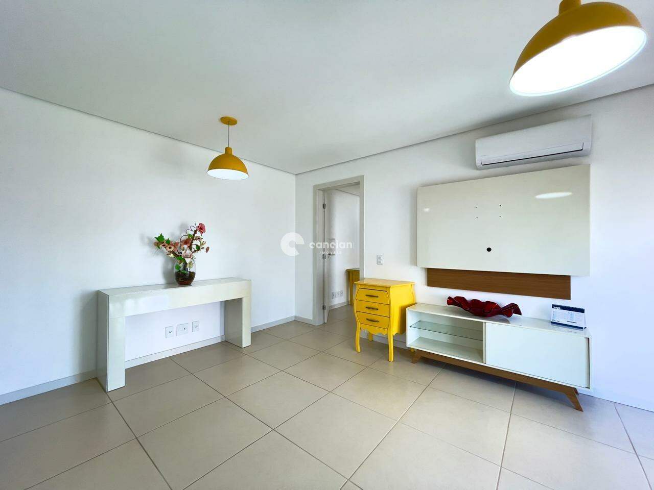 Apartamento para aluguel no Centro: 
