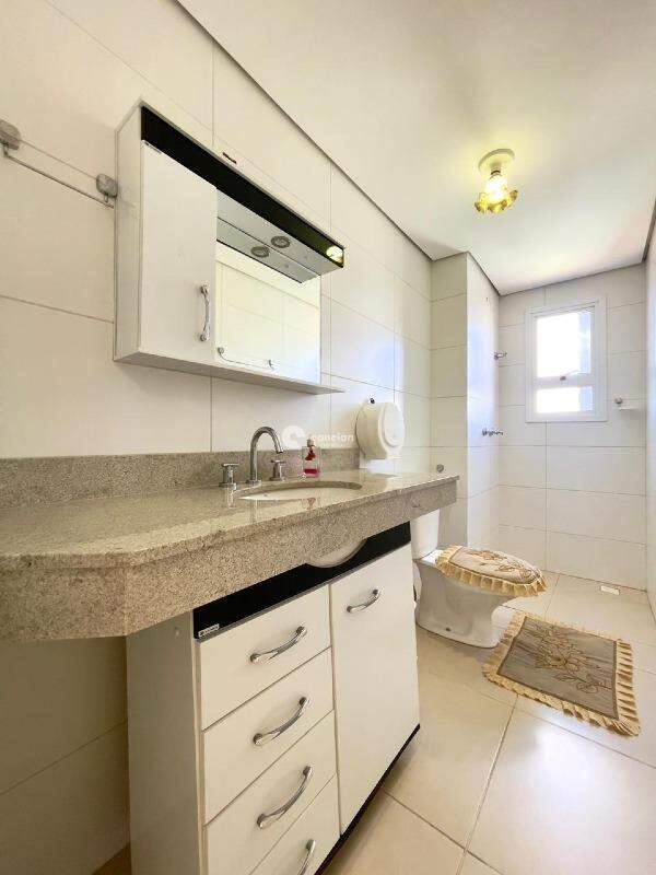 Apartamento para aluguel no Centro: 