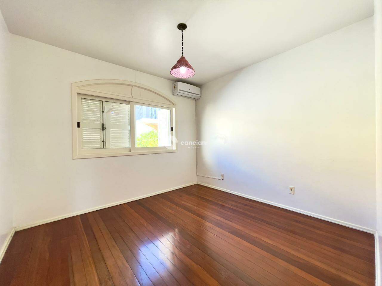 Casa para aluguel no Presidente João Goulart: 