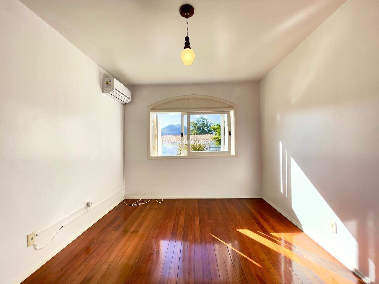 Casa para aluguel no Presidente João Goulart: 