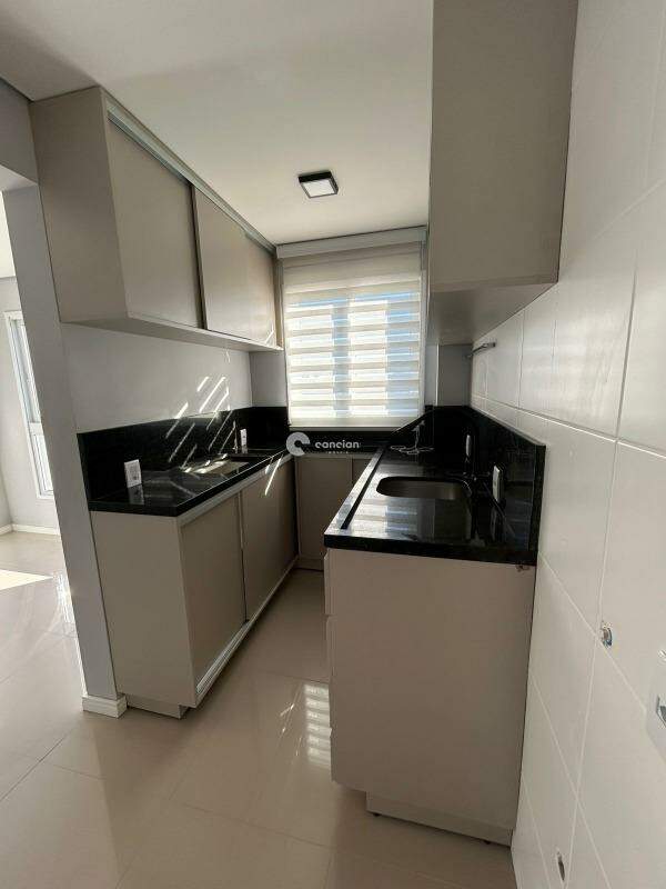 Apartamento à venda no Camobi: 