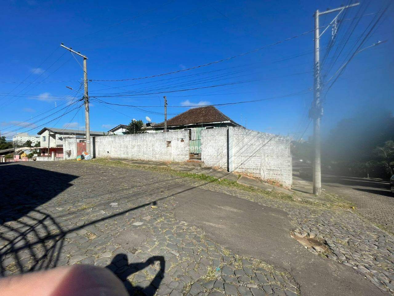 Terreno à venda no Menino Jesus: 