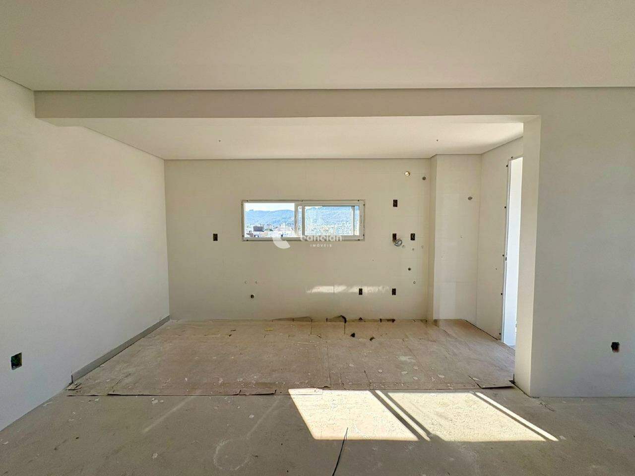 Apartamento à venda no Camobi: 