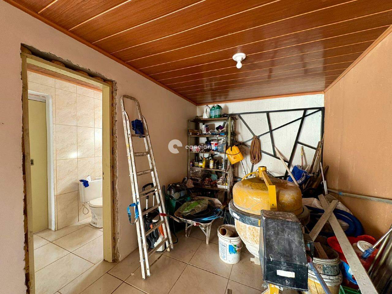 Casa à venda no Juscelino Kubitschek: 