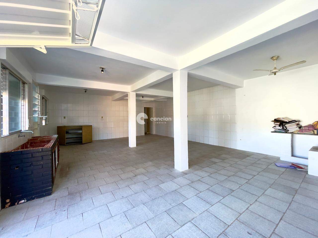 Casa à venda no Camobi: