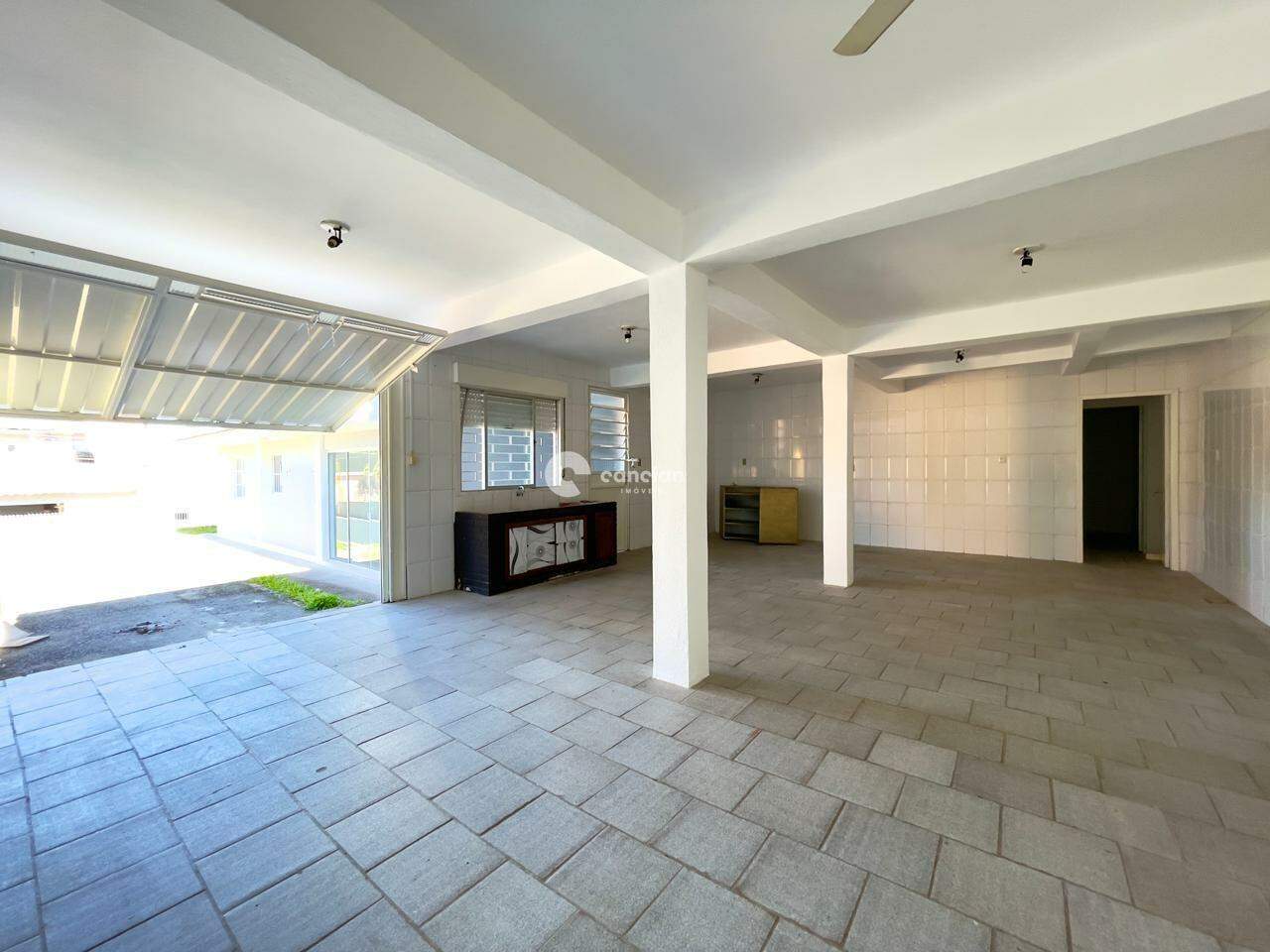 Casa à venda no Camobi: