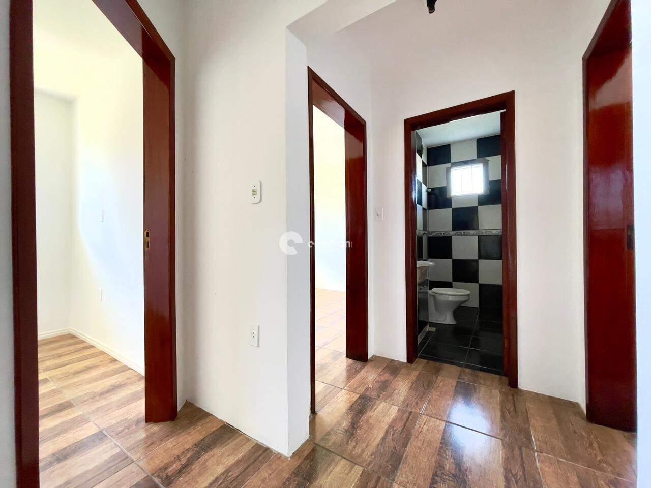 Casa à venda no Camobi: