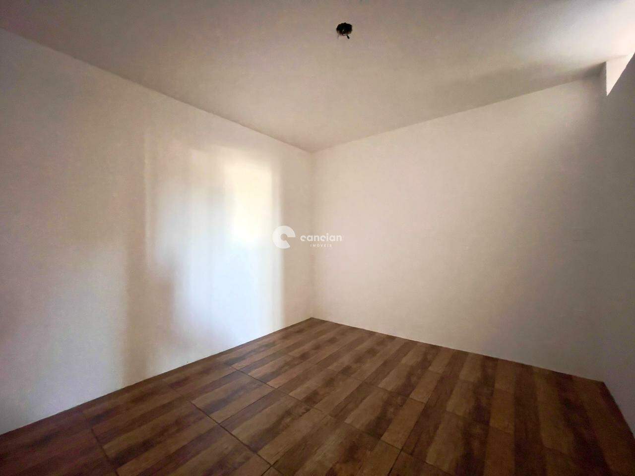 Casa para aluguel no Camobi: