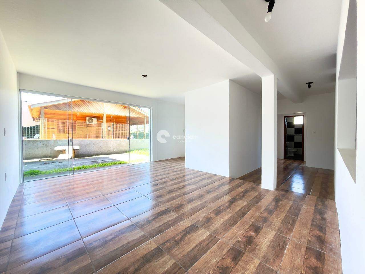 Casa para aluguel no Camobi:
