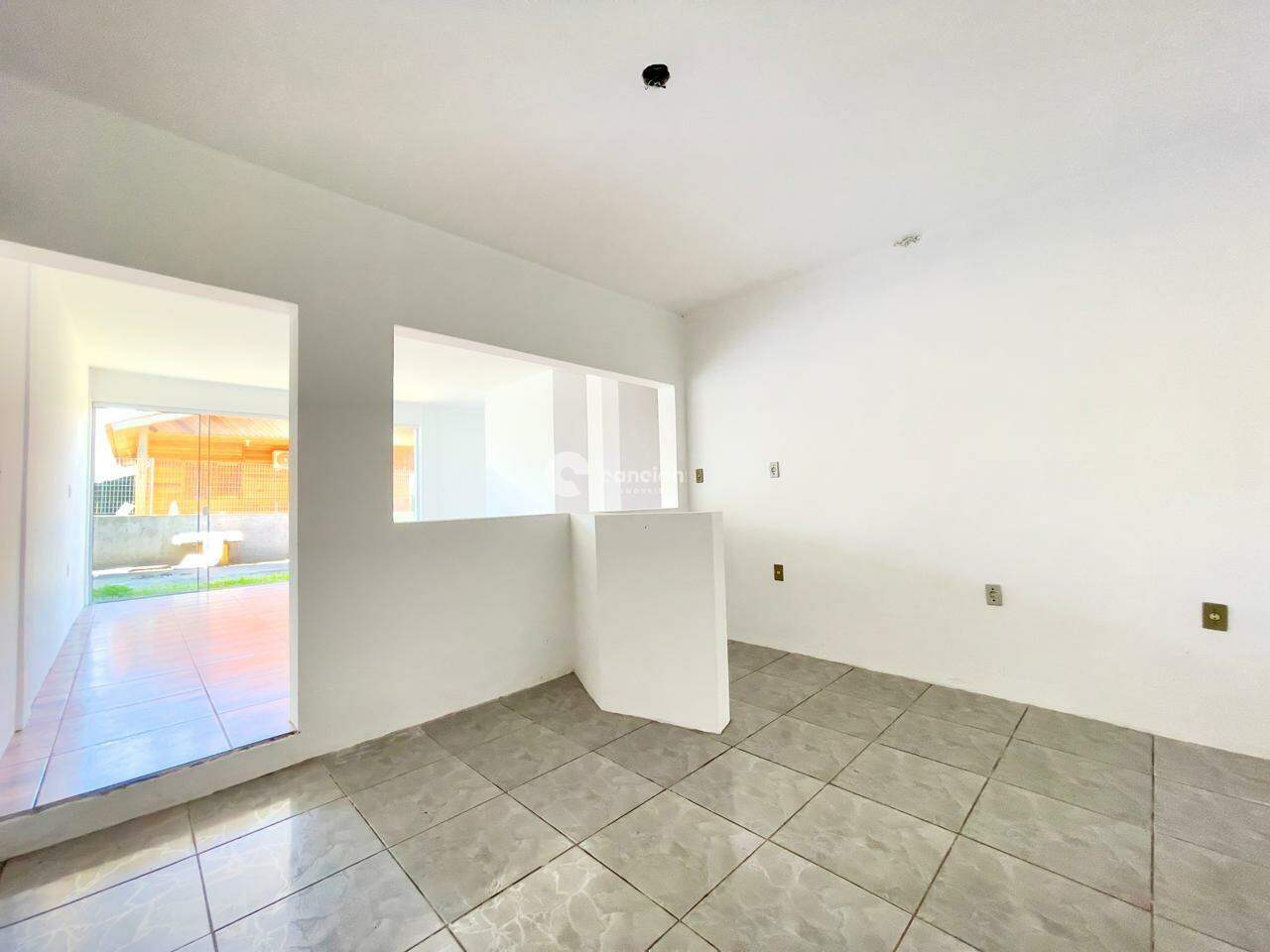 Casa para aluguel no Camobi: