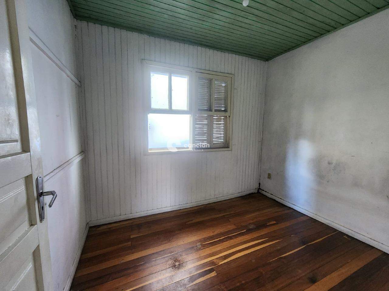 Casa à venda no Nonoai: 