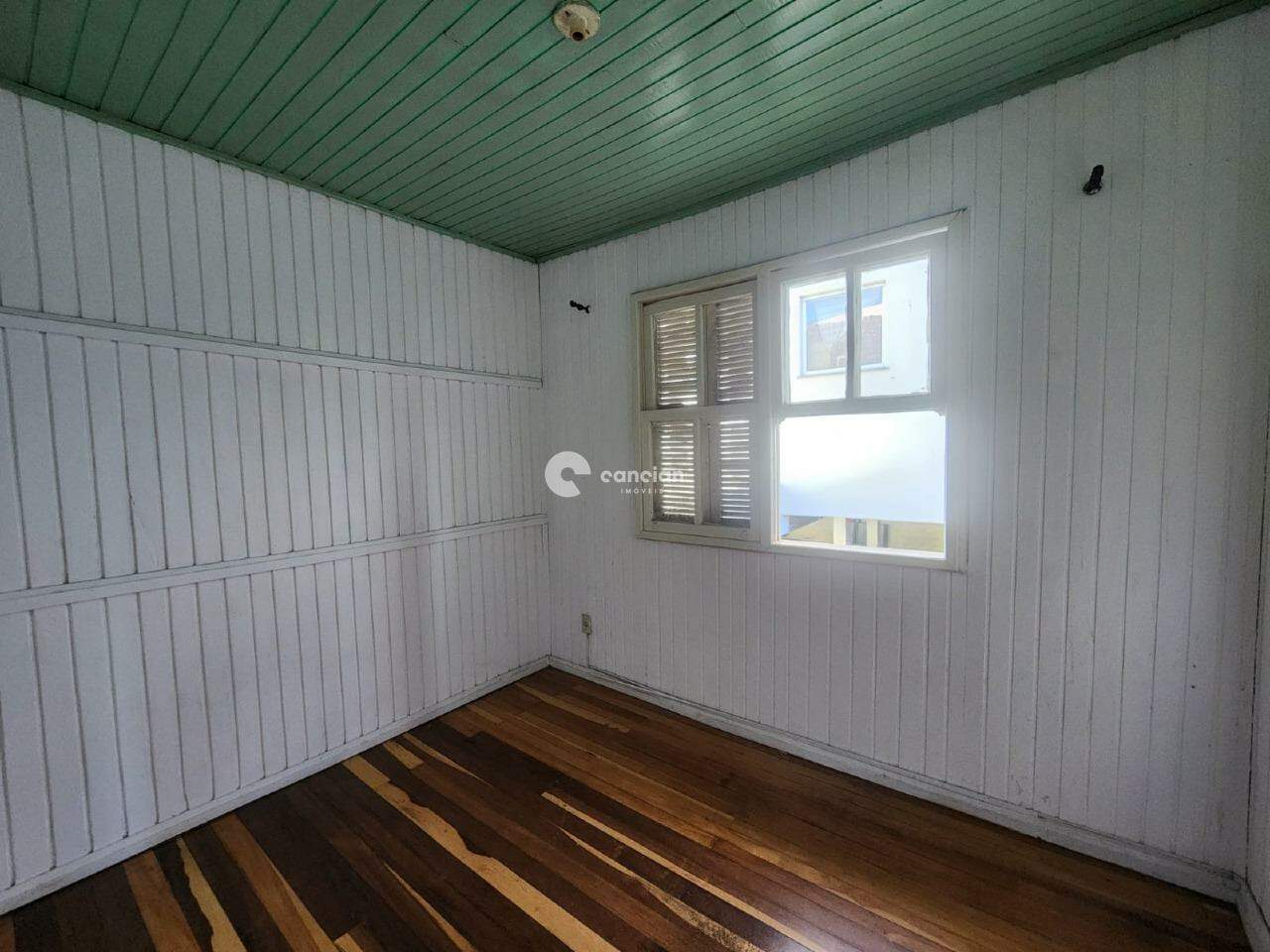Casa à venda no Nonoai: 