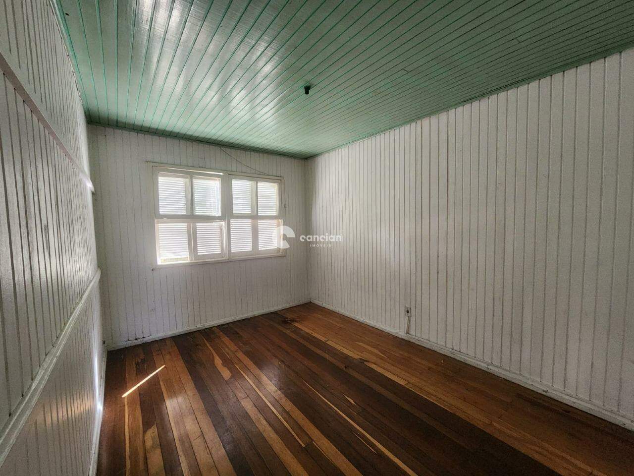Casa à venda no Nonoai: 