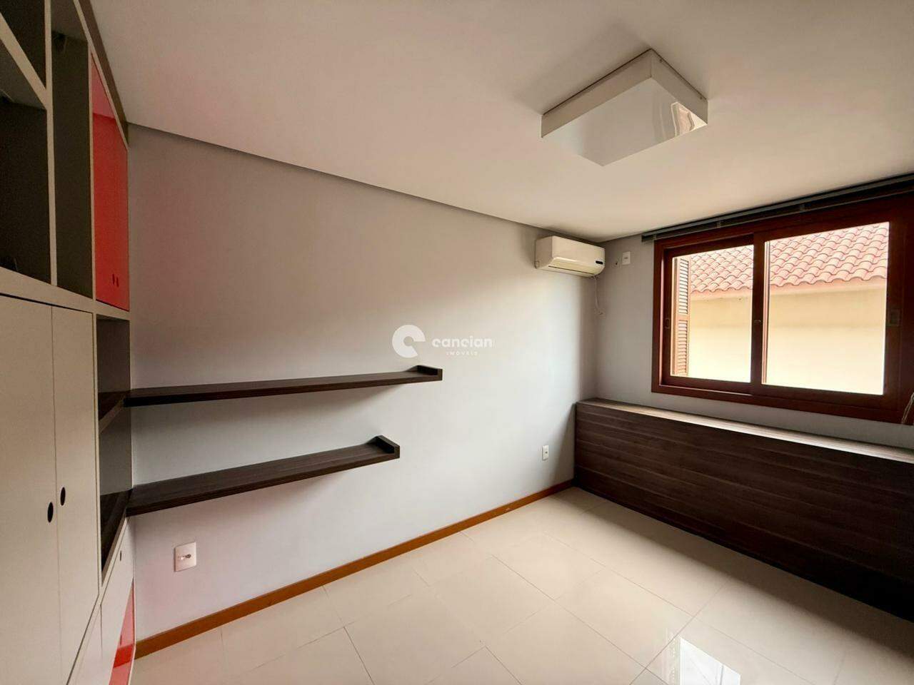 Apartamento à venda no Camobi: 