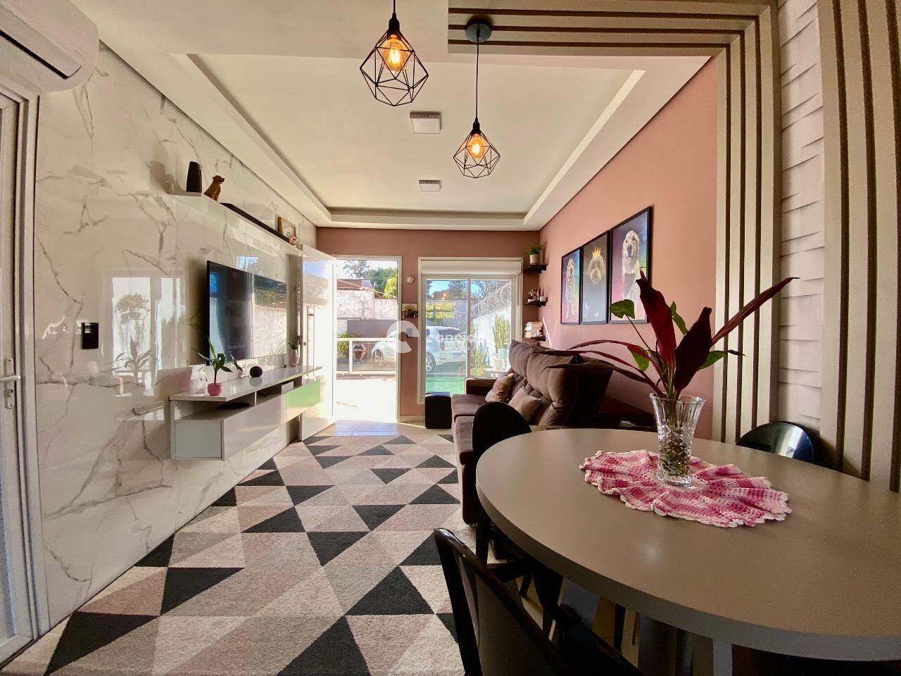 Casa de Condomínio à venda no Pinheiro Machado: 
