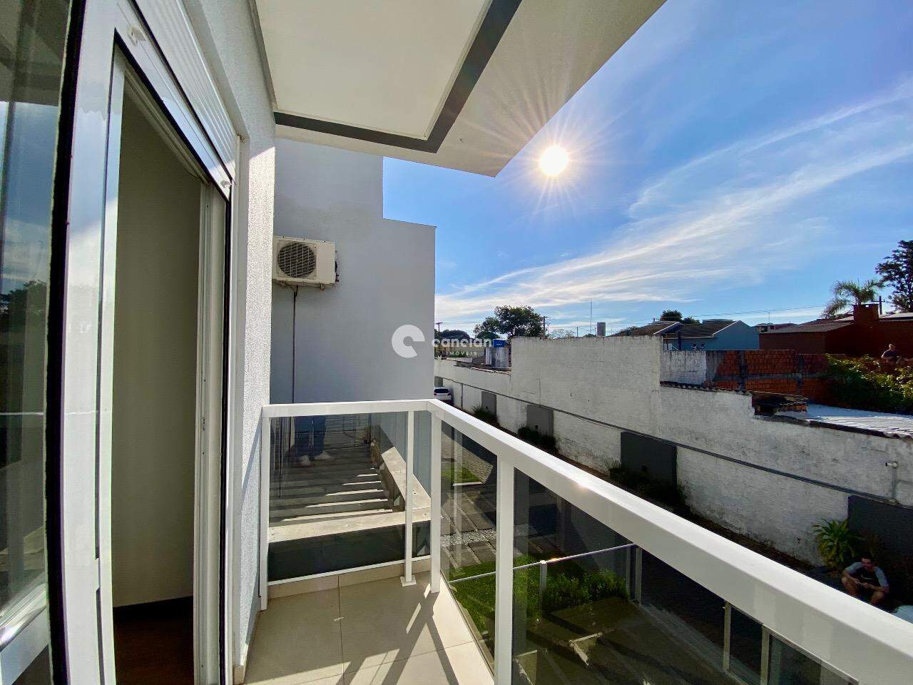 Casa de Condomínio à venda no Pinheiro Machado: 